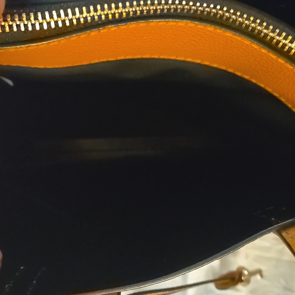 Marc Jacobs Brown Leather Tote Bag EUC - Picture 7 of 16